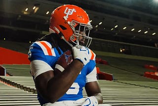 Florida Gators bring back throwback uniforms for Homecoming 2025