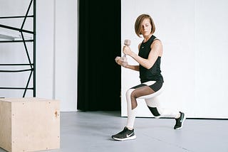 The Best 10-Minute Lunge Program for Lower Body Strength