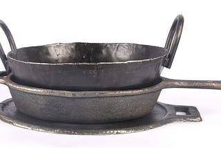 Why Traditional Cookware is Making a Comeback