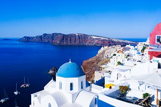 I visited Santorini. It was Totally Awesome. And it Completely Sucked.