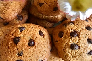 What’s the perfect chocolate cookie anyway? 🍪 🤷🏾‍♀️