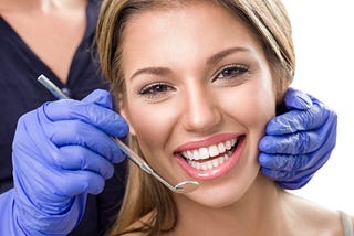 Dental Schools and Cosmetic Dentistry Training Courses