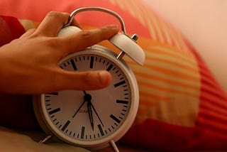 What Hitting the Snooze Button Does to Your Body