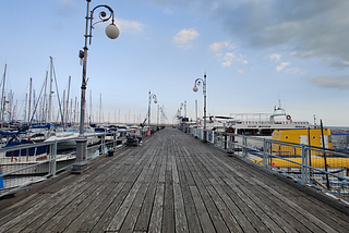 Larnaca marina in 2020, end of the year. Totally empty.