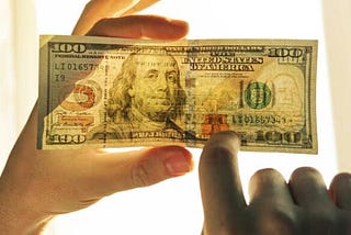 8 Ways to Spot Counterfeit Money