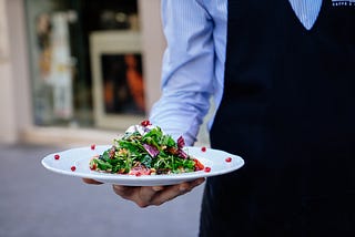 Waiting for your waiter in Israel