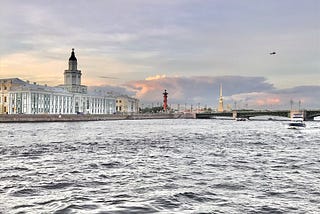 Guide to Central Districts of St. Petersburg