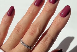 Back to School Nails: Press-Ons That Make the Grade