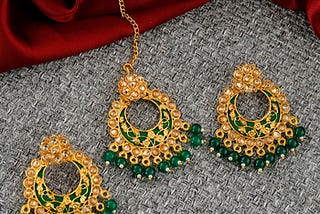 Dazzle your Look with Exquisite Jhumki Designs