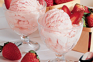 Homemade Strawberry Ice Cream Recipe: A Delightful Treat