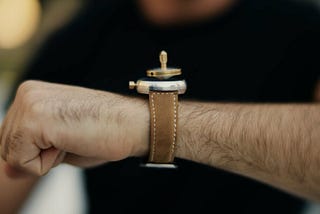 TiT review: this wearable art has a built-in fidget toy