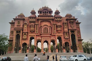 pHow about: Discover Jaipur: 10 Must-Visit Places That Will Captivate Your Heart?