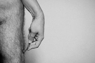 Should men shave their legs?