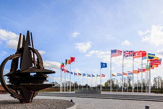 Pérenniser la relation transatlantique et accompagner la transformation de l’OTAN, grâce à…