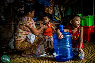 In wake of crisis, UNICEF brings clean water to vulnerable urban families