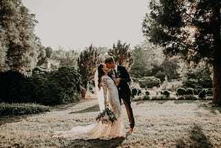 Crafting the Perfect Wedding Day Timeline: A Stress-Free Guide