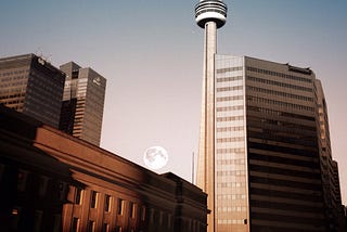 Surviving Downtown Toronto Bidding Wars: A guide for buyers