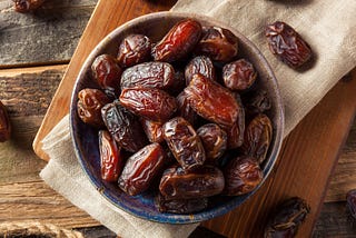 A bowl of medjool dates. (Image found on web)