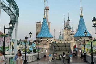 🌟Lotte World, South Korea — Where Fantasy Comes to Life!