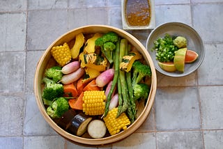Steamed Vegetables with Sesame Seeds and Soybean paste Dressing