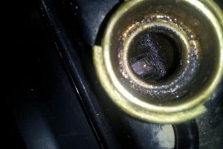 Oil in the radiator water tank: what to do