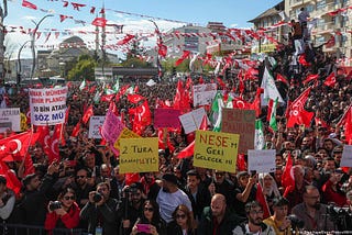 İkinci Turda Oy Vermek Zorundayız