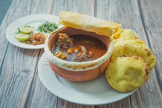 Get your Nalli Nihari with Taftan only at ‘Aminia’