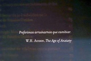 Preferimos arruinarnos que cambiar