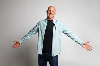 Hootie & The Blowfish’s Jim “Soni” Sonefeld Unveils New Single “Light of Joy (Gloria)”