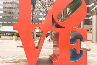 Love statue in Shinjuku,Tokyo✨✨✨✨