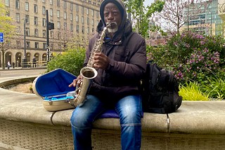 Homeless ‘Saxophone-Man’ Brightens Up Streets of Manchester.