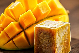 Freeze dried Alphonso Mango Cube