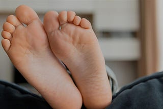 Compression socks for swollen feet