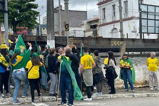 Militantes bolsonaristas realizam protestos antidemocráticos em Caçapava (SP)