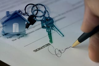 Analyzing the Benefits of Hiring a Real Estate Professional