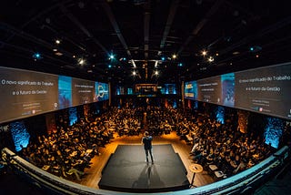 How to Position Yourself To Become a Powerful Presenter