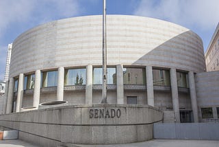 La descentralització institucional balear