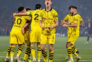 Matt Hummels header sends Dortmund to the Champions League Final! #2135