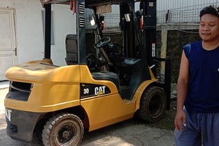 TERBAIK, HUB: 0813–8099–5777, Sewa Forklift Cimanggis 3 Ton — 15 Ton Area Bogor