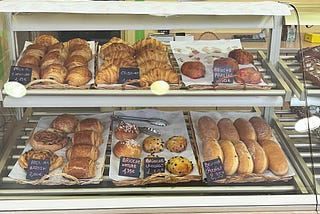 The Blind Lady at the Boulangerie