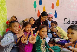 ILLUMINATING MINDS , CHANGING LIVES