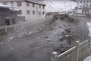 The Mystical Healing Powers of Tibet’s Khambu Hot Springs