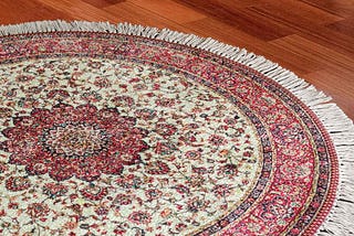 The Timeless Elegance of Persian Carpets: A Jewel in Dubai’s Luxury Market