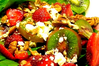 Strawberry, Kiwi, and Spinach Salad — Spinach Salad