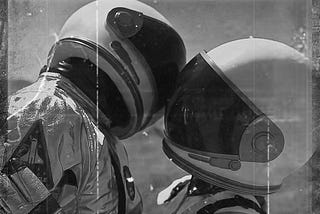 Space Lovers: ¿Qué es estar Enamorado?