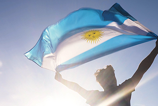 Cómo la “terapia de choque” de Javier Milei está transformando la economía argentina