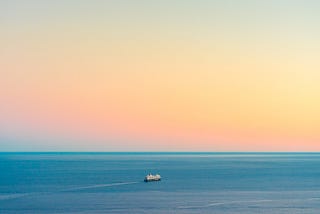 The Proper Way to Create  Transparent Gradient Layers in iOS
