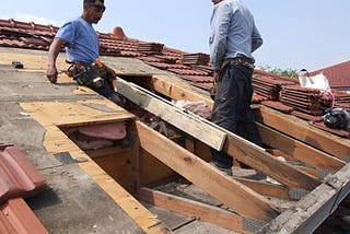 Tips for Provisional Emergency Roof Repair Solutions