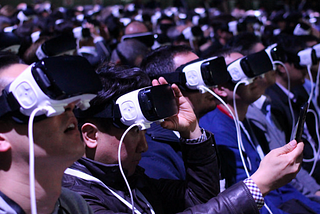 On VR Technology in Higher Ed: 3 Things We’re Reading Right Now