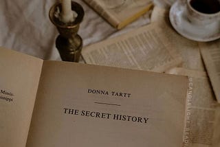 Book Review: The Secret History by Donna Tartt